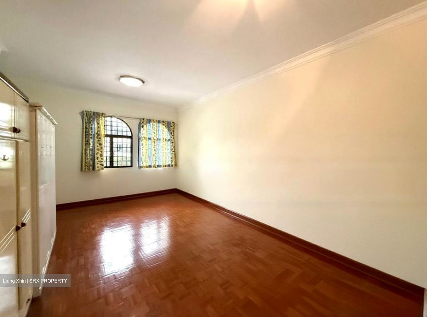 Simon Place (D19), Terrace #485472801